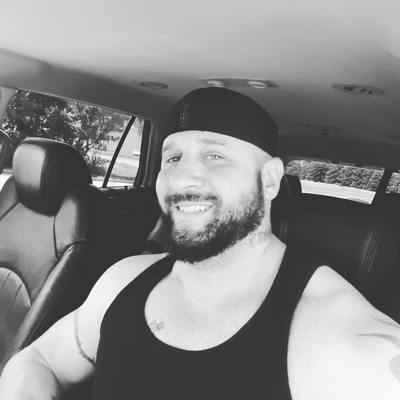 Meet your Posher, Jeremy - Picture 1 of 1